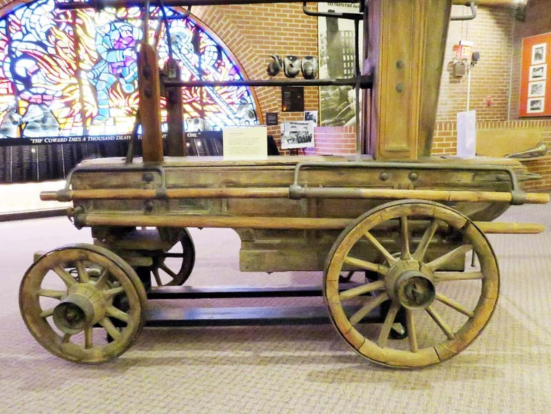 ca 1815 james smith gooseneck pumper