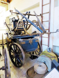 1830 hand pumper 4