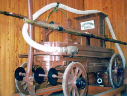 1858 hand pumper  2  2