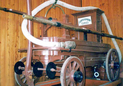 1858 Hand Pumper