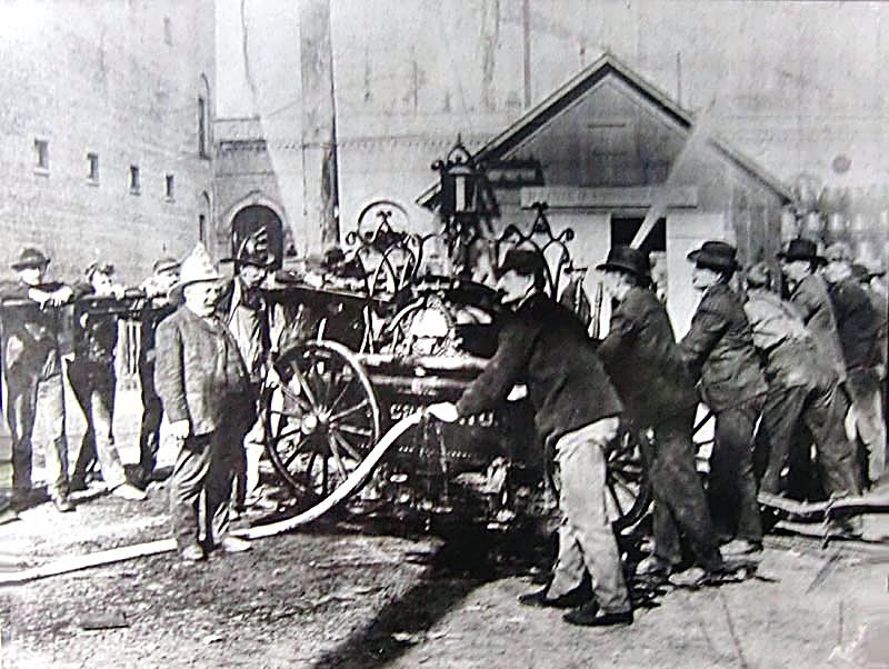 c.1887 hand pumper