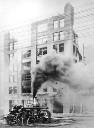 1899 american  metropolitan   1 size steam pumper