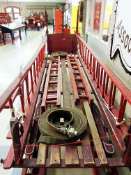 1904 hand drawn service sleigh 5