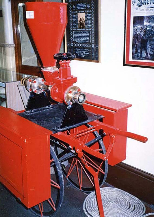 1914 foam generator