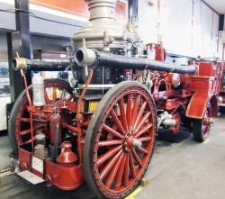 1916 seagrave tractor 1907 american lafrance steamer 2