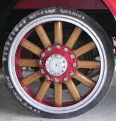 1925 american lafrance wheel
