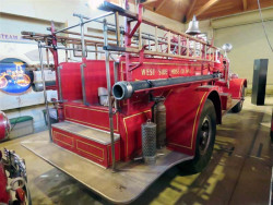 1925 mack 8