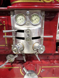 1927 seagrave  standar  fire engine 3