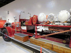 1928 seagrave city service ladder truck 10
