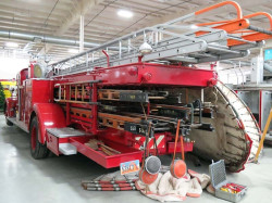 1946 seagrave 65 ft ladder 3