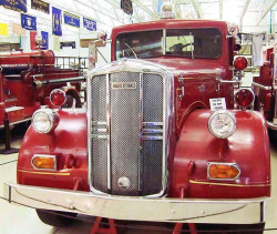 1947 ward lafrance lighting   rescue 3