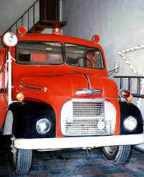 1954 ford f.d. 2