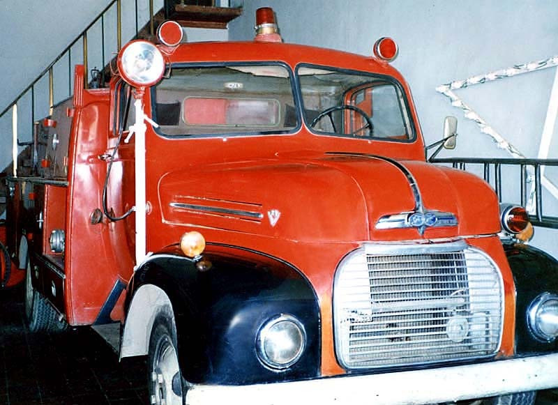 1954 ford f.d.