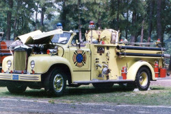 1954 mack  2  2