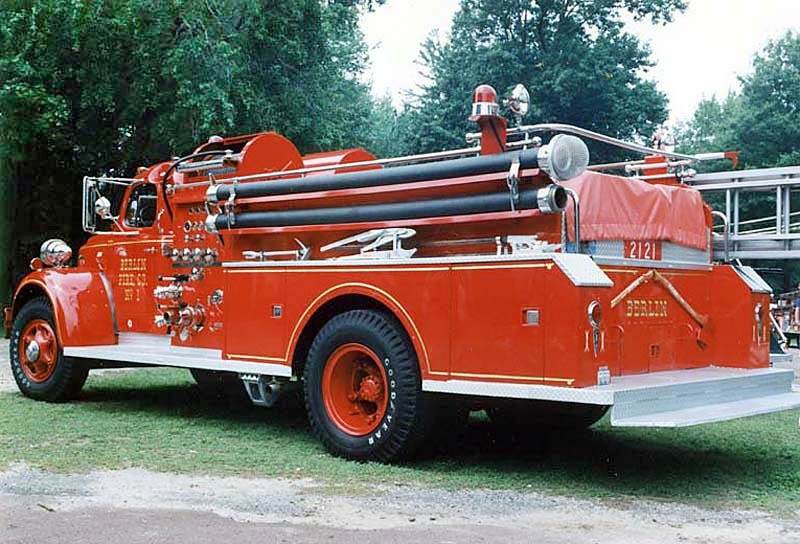 1956 reo speed wagon gold comet 2