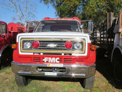 ca. 1985 chevrolet fmc 2