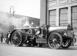 early 1900 s steamer photograph